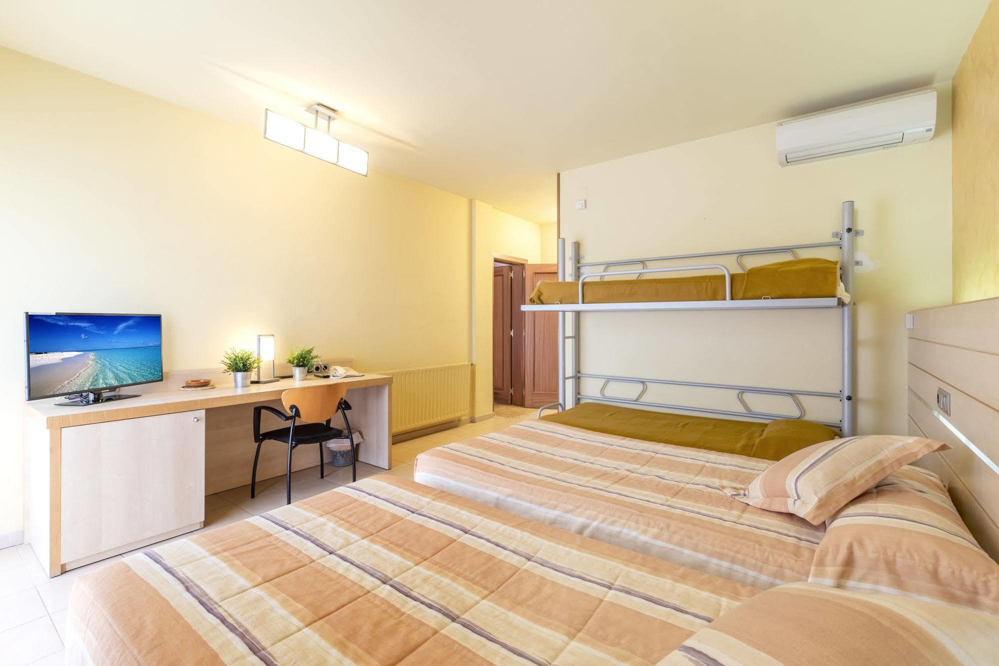 Sausa Hotel 3*